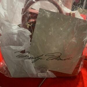 Marilyn Monroe red purse